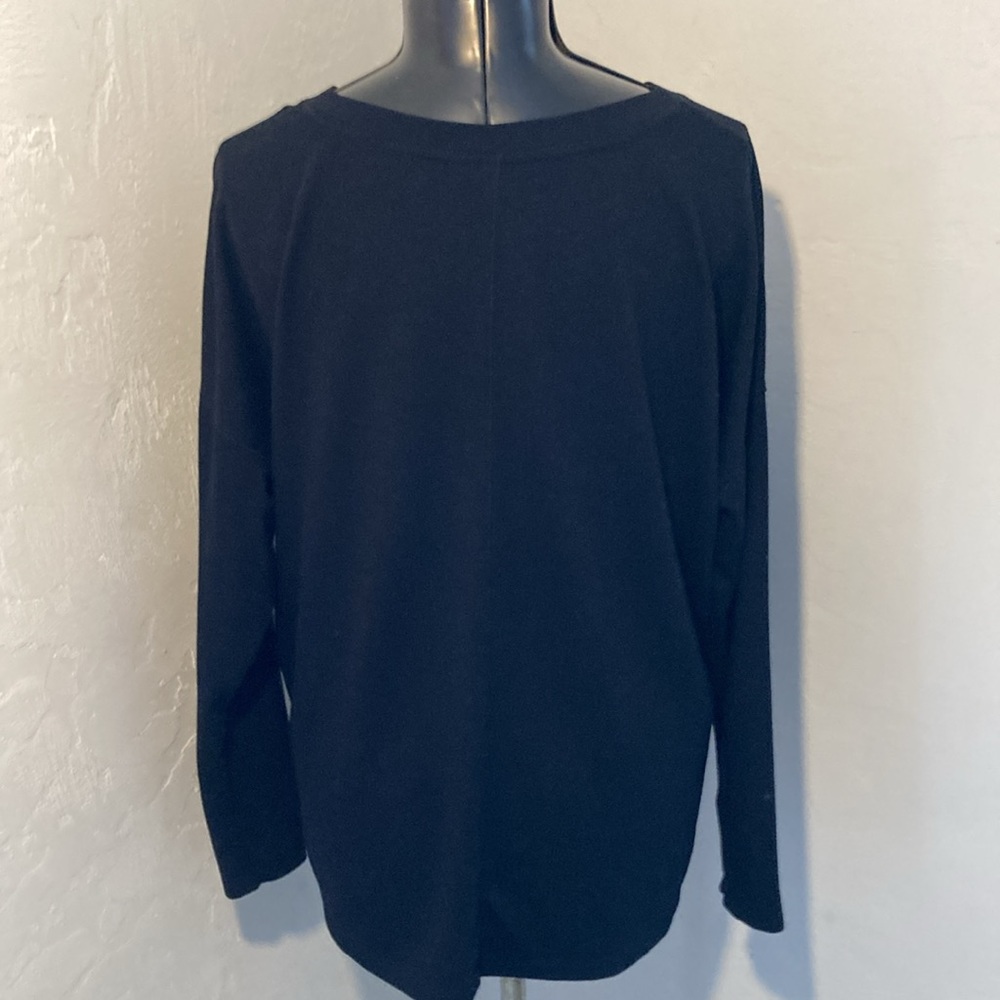 Old Navy Active Black Sweater - Picture 7 of 14